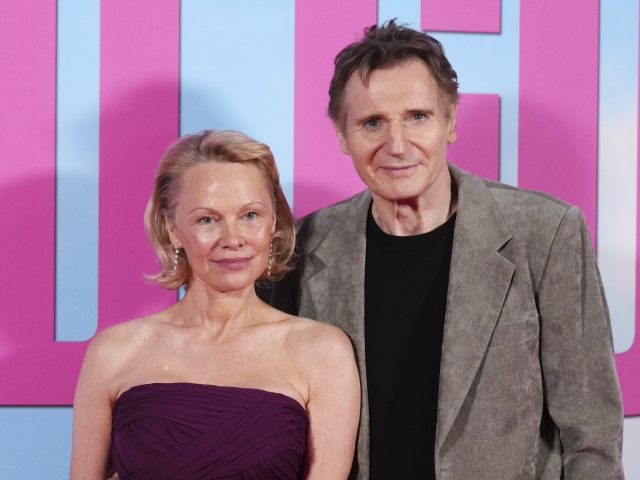 Pamela Anderson a herec Liam Neeson