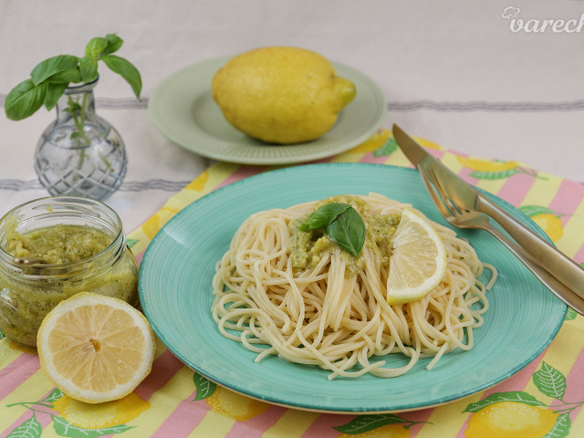 Videotip: Citrónové pesto na hrianky aj cestoviny