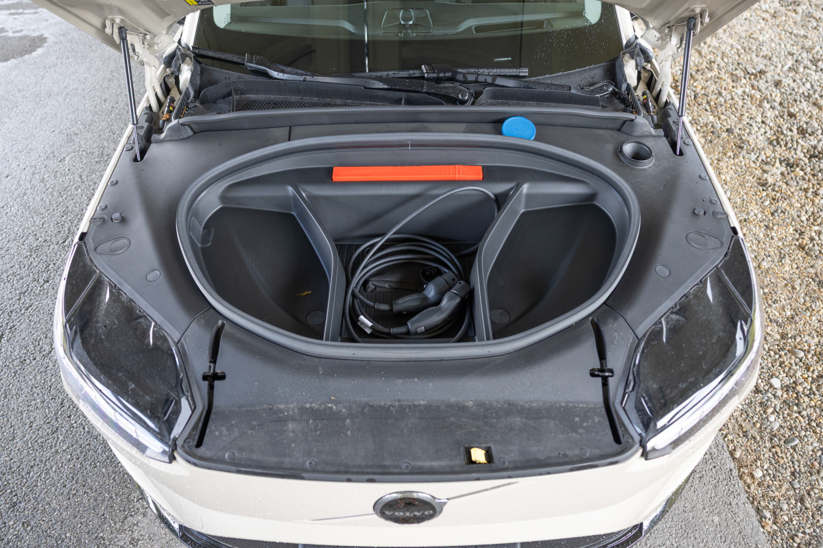 Volvo EX90 Performance Ultra - test 2025