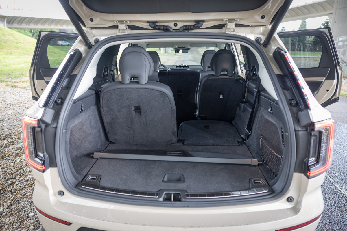 Volvo EX90 Performance Ultra - test 2025