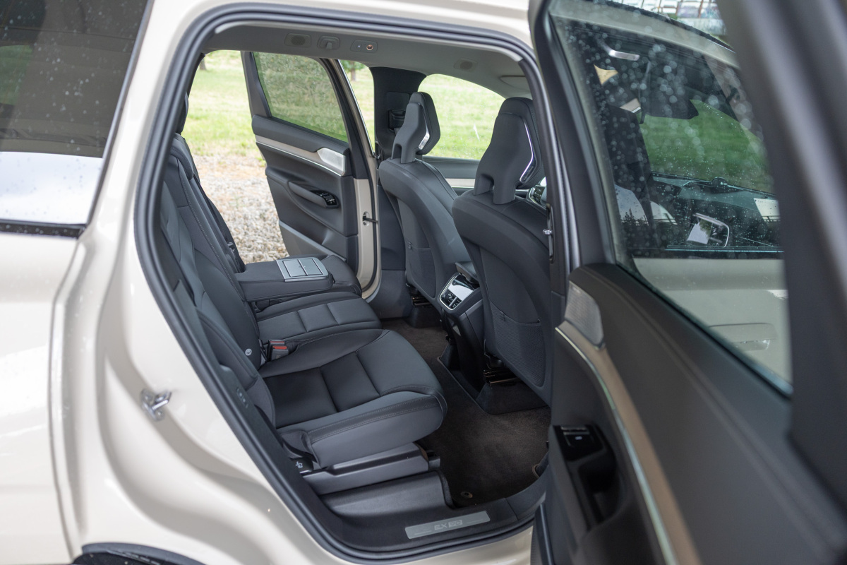 Volvo EX90 Performance Ultra - test 2025