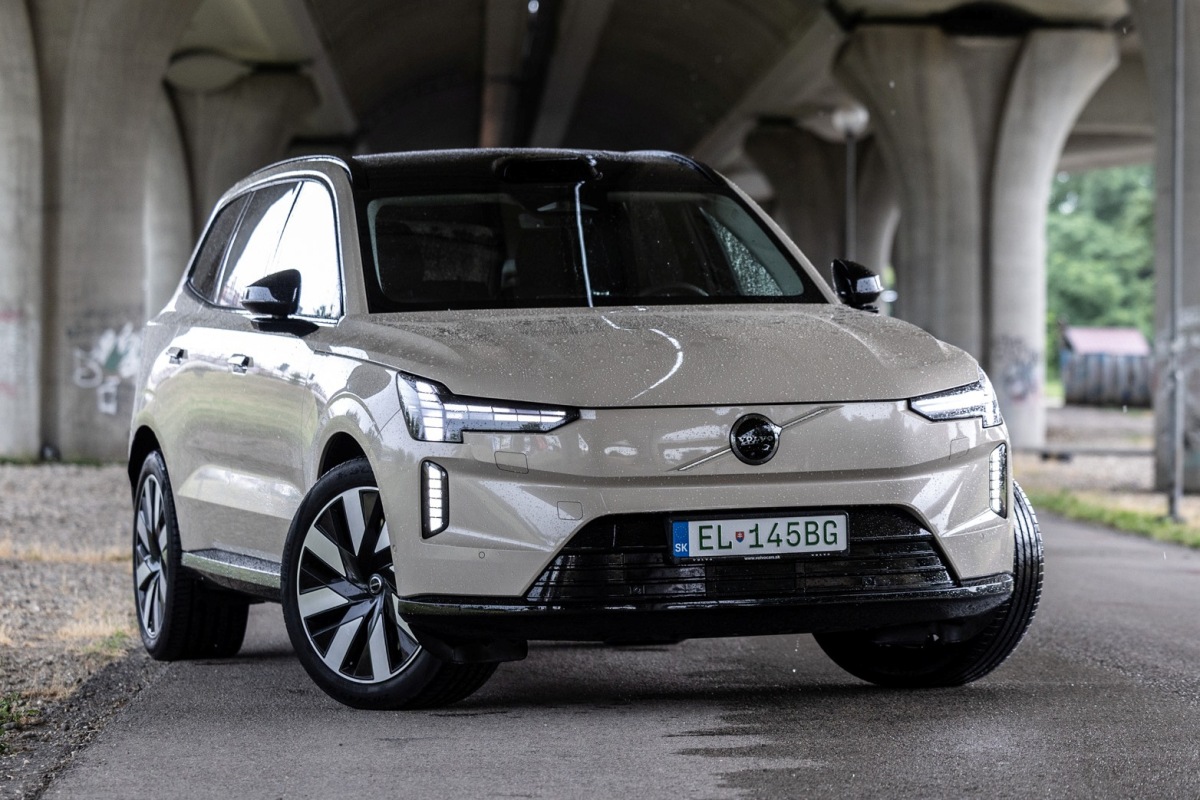 Volvo EX90 Performance Ultra - test 2025