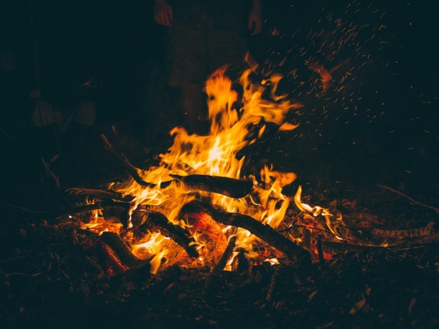 Bonfire / Burning / Campfire / Fire /