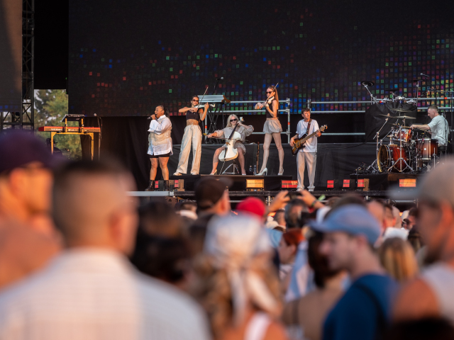 Koncert skupiny One republic na LOVESTRREAMe.