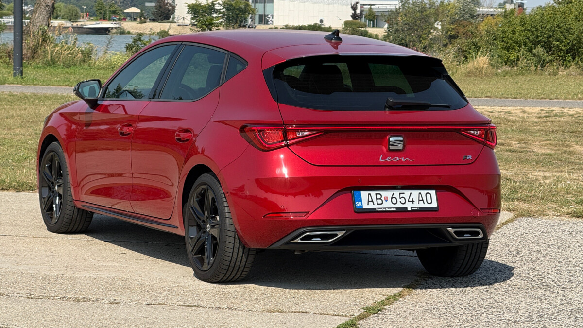 Seat Leon 1.5 TSI FR (2025)