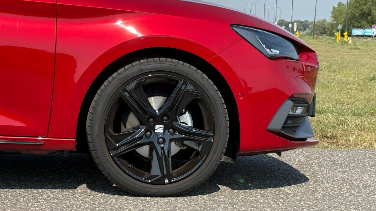 Seat Leon 1.5 TSI FR (2025)