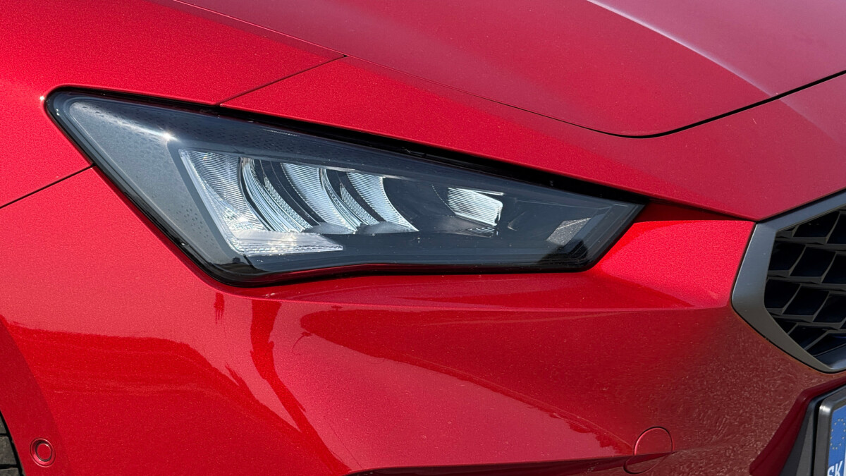 Seat Leon 1.5 TSI FR (2025)