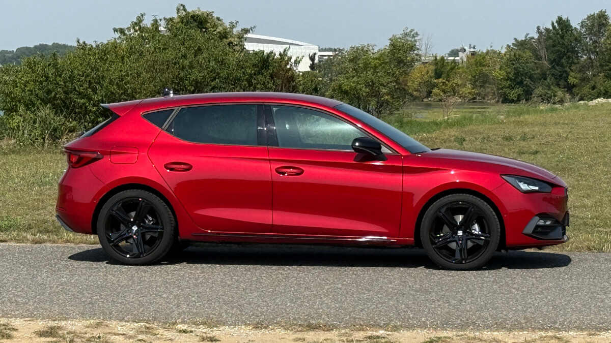 Seat Leon 1.5 TSI FR (2025)