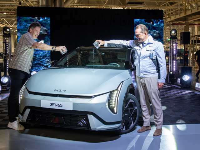 Prvá elektrická Kia zo Slovenska, Kia EV4