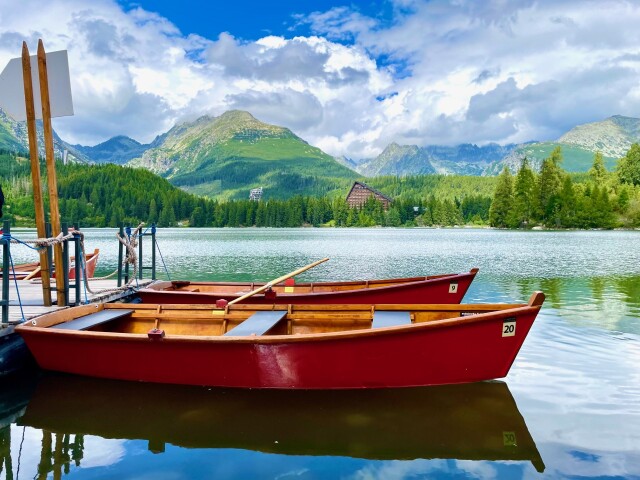 Štrbské pleso, lode, člny, Vysoké Tatry