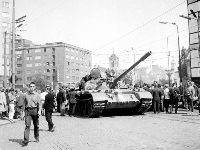 August 1968 / Tanky /