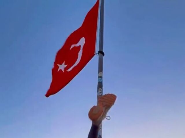 Turecko, Kappadokia, vlajka, tanec pri tyči, pole dance