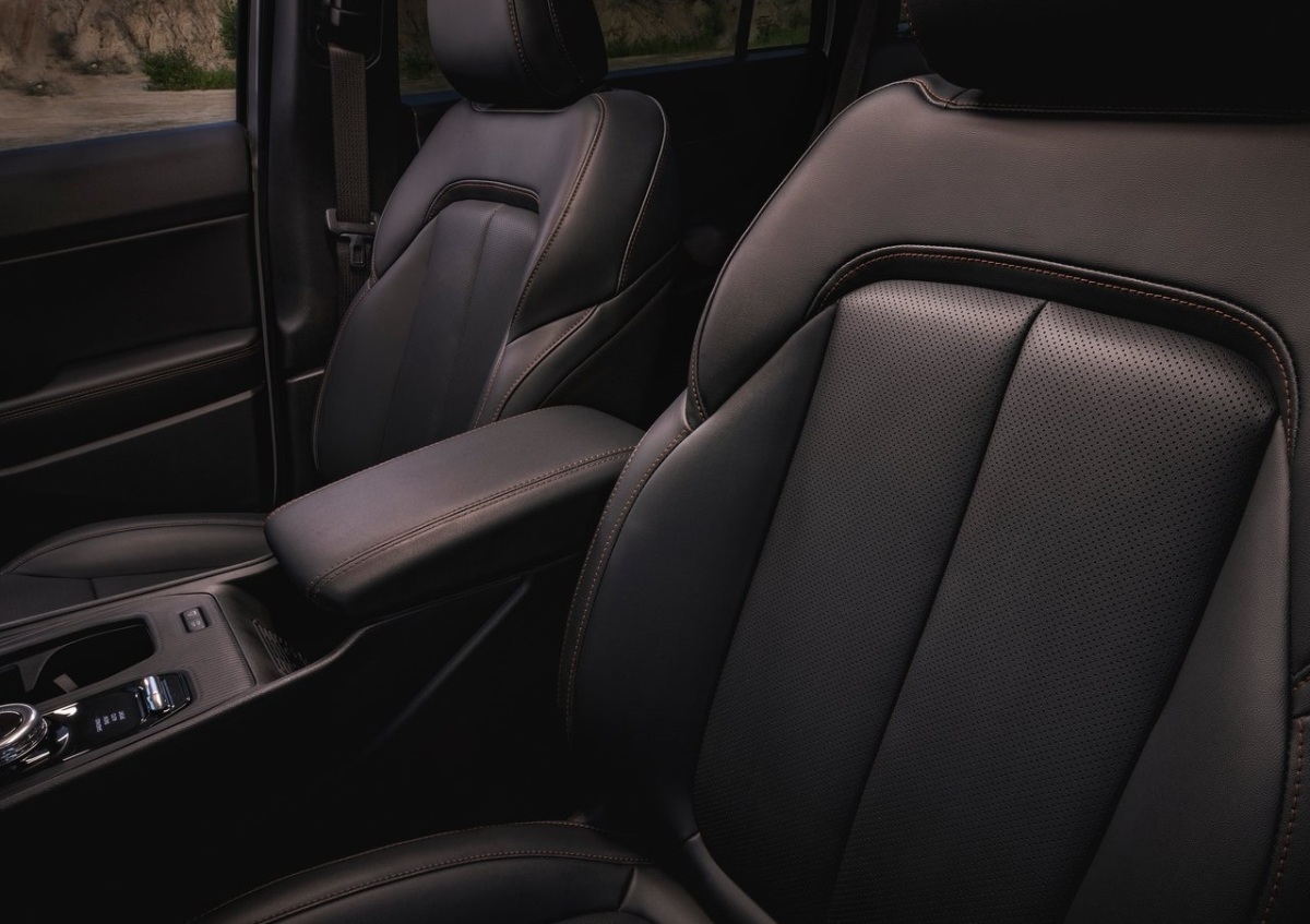 Jeep Cherokee 12