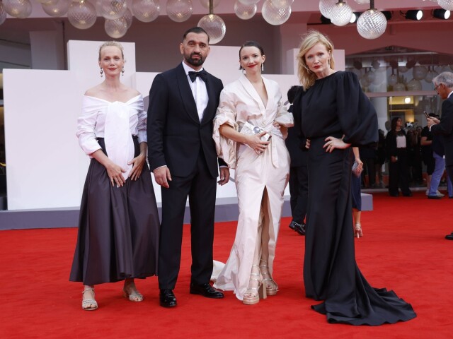 Dominika Morávková, Milan Ondrík, režisérka Tereza Nvotova a herečka Anna Geislerová