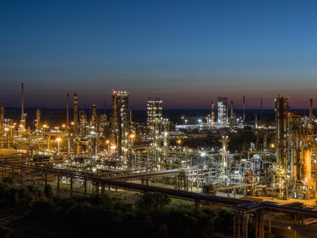 MOL Group Danube Refinery 3