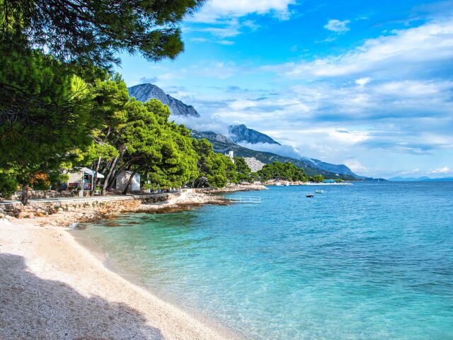 Chorvátsko, pláž, Makarska, dovolenka, cestovanie, turisti