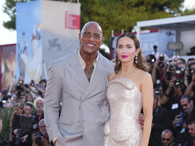 Dwayne Johnson, a herečka Emily Blunt
