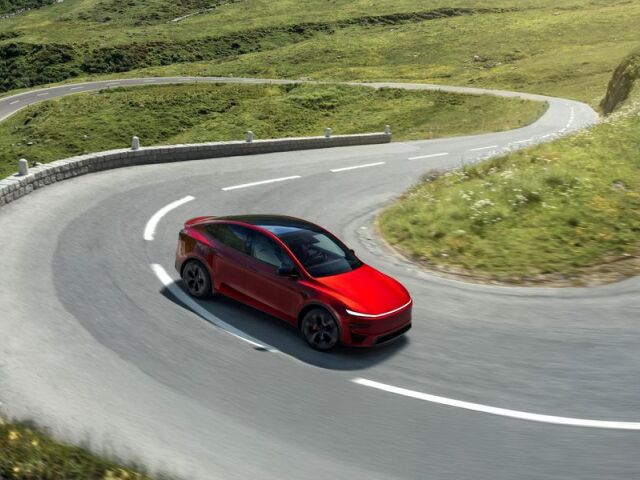 Tesla Y Juniper Performance - 2025