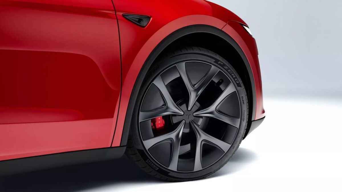 Tesla Y Juniper Performance - 2025