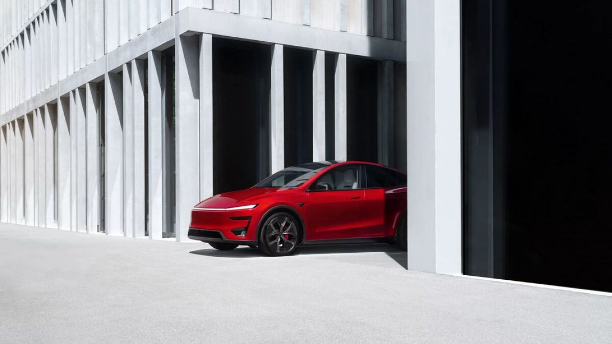 Tesla Y Juniper Performance - 2025