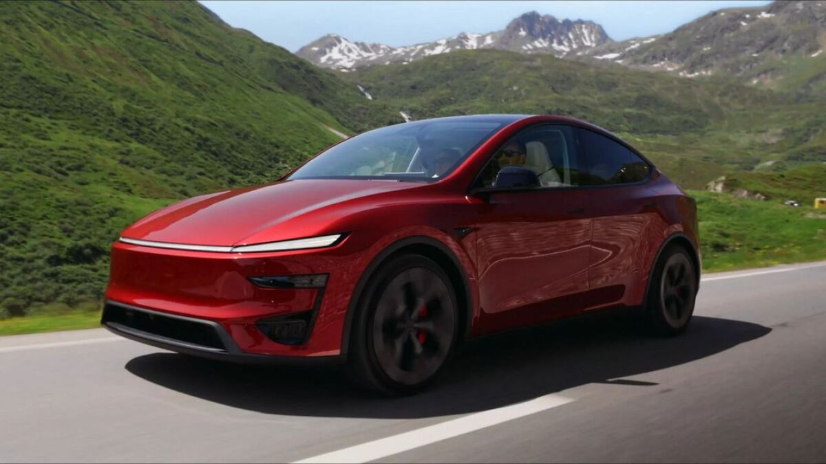 Tesla Y Juniper Performance - 2025