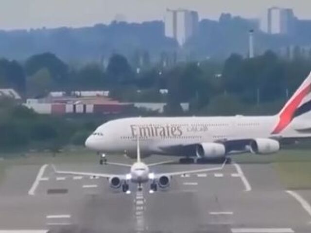 Boeing, Airbus, letisko