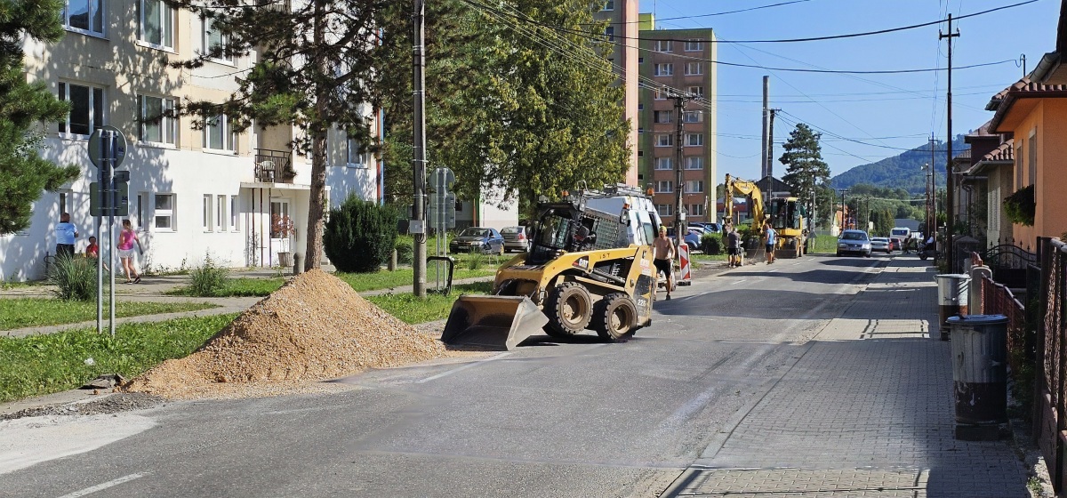 Prace spojene s vystavbou noveho vodovodu v Tisovci
