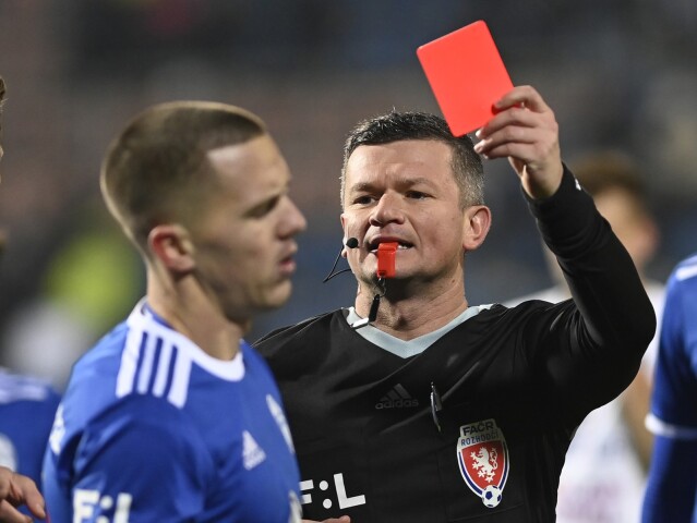červená karta