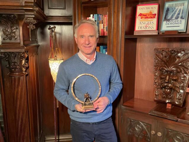Dan Brown