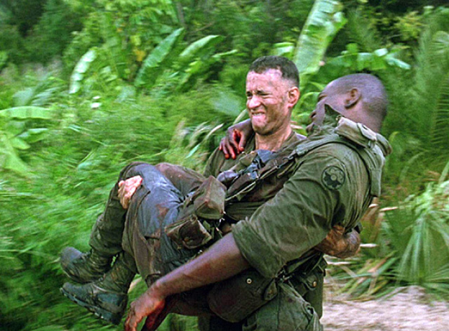 Forrest Gump (Tom Hanks) vo Vietname