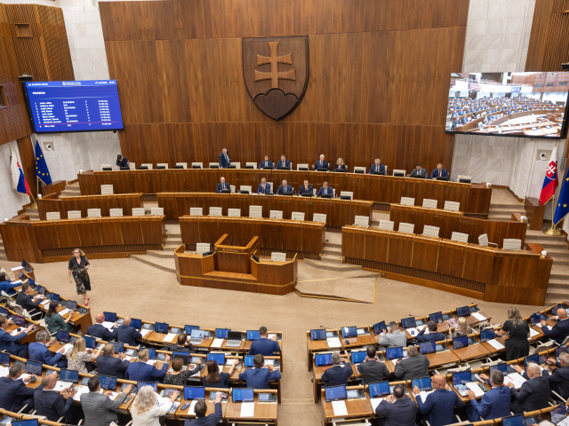 parlament, nrsr