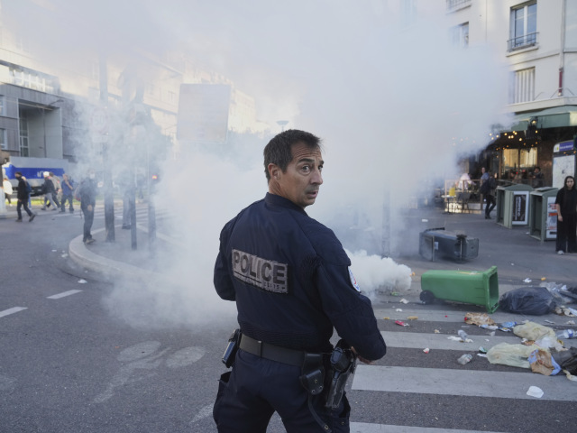 Francúzsko protesty polícia