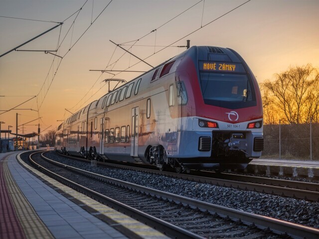 Ich kapacita je minimalne 611 miest na sedenie