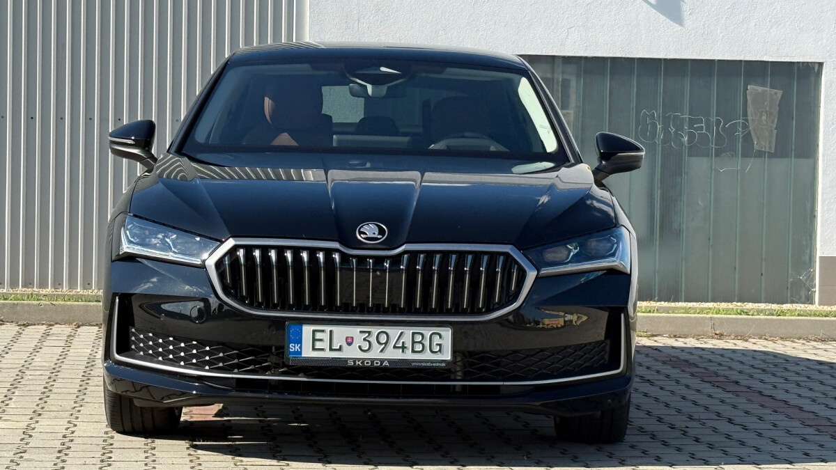 Škoda Superb L&K 1.5 TSI iV (2025)