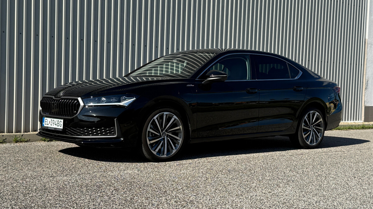 Škoda Superb L&K 1.5 TSI iV (2025)