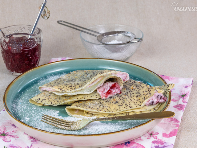 Videotip: Makové palacinky s tvarohom a brusnicami