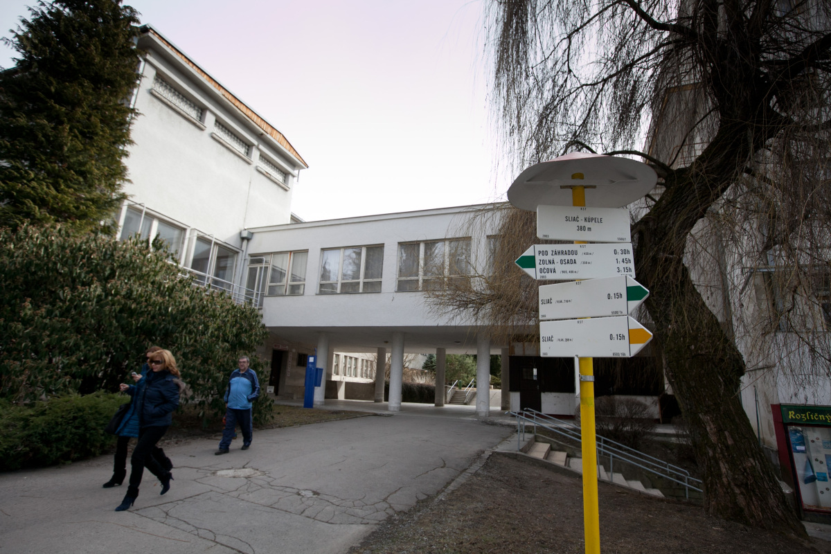 kupele Sliac, Palace