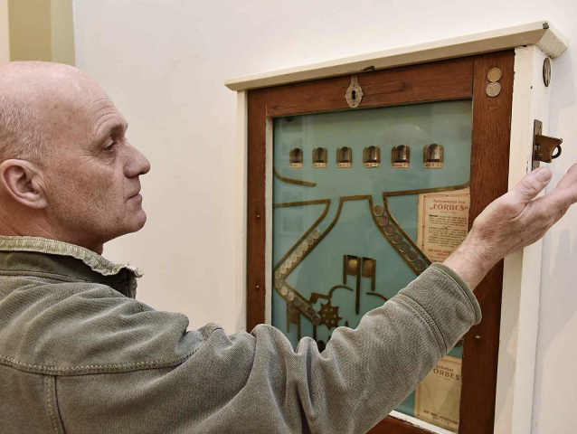 Forbes, múzeum, herný prístroj