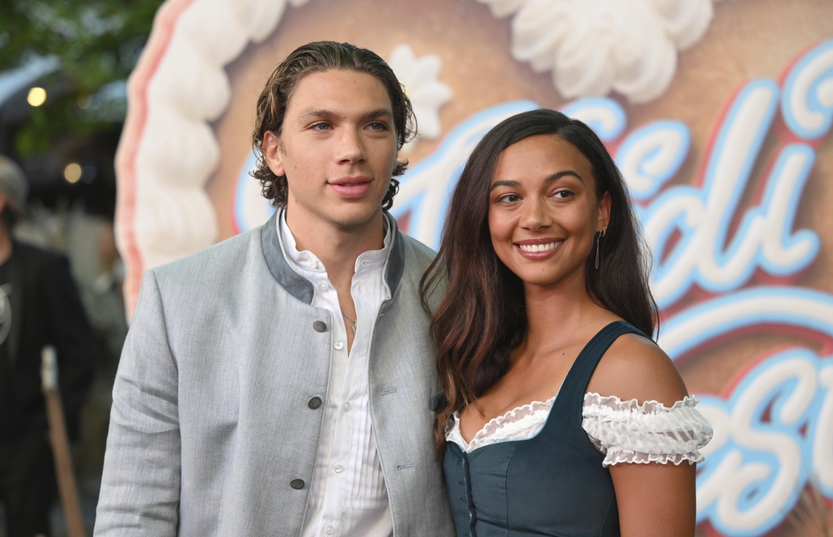 Elias Becker a jeho priateľka Yasmine Dahlberg