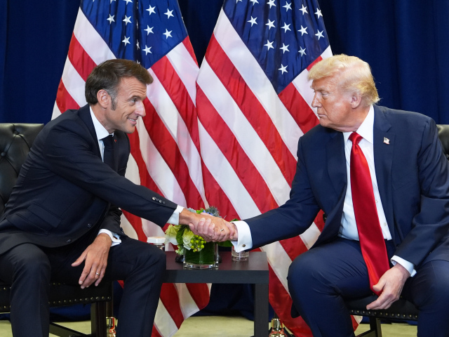 macron, trump