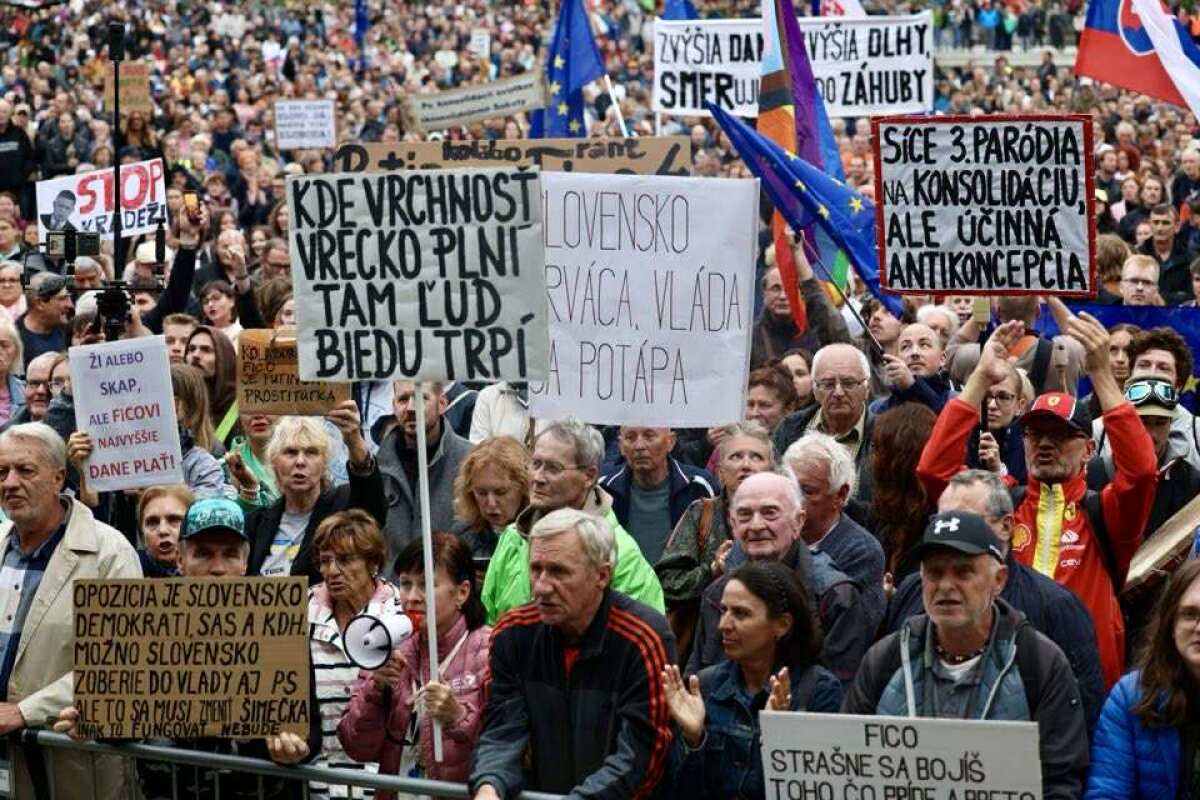 protest, konsolidácia, bratislava