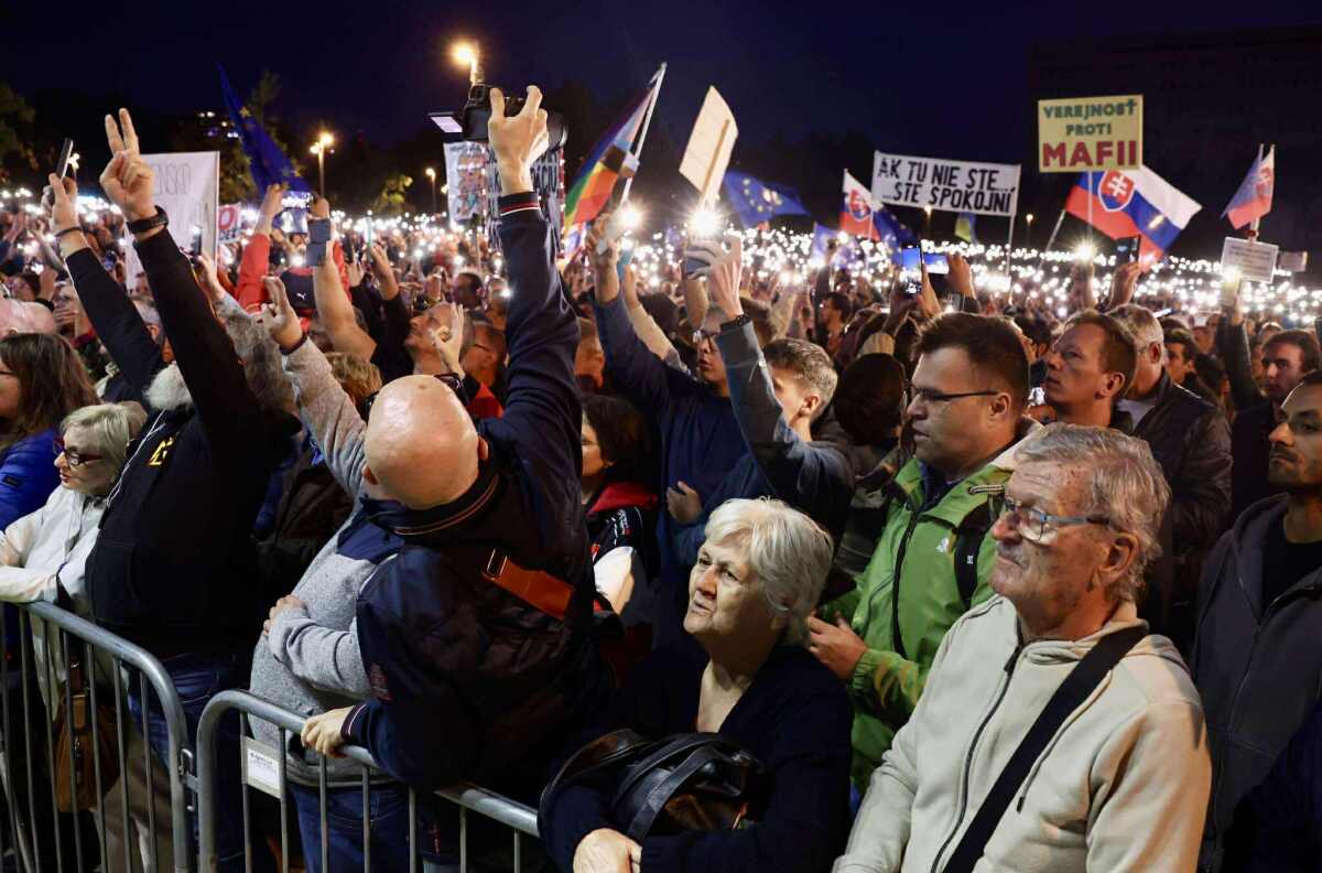 protest, konsolidácia, bratislava