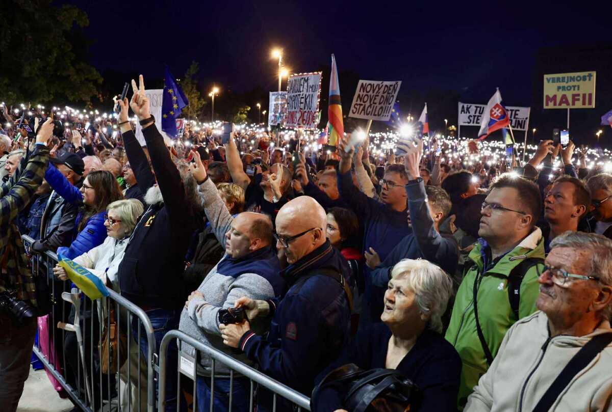 protest, konsolidácia, bratislava