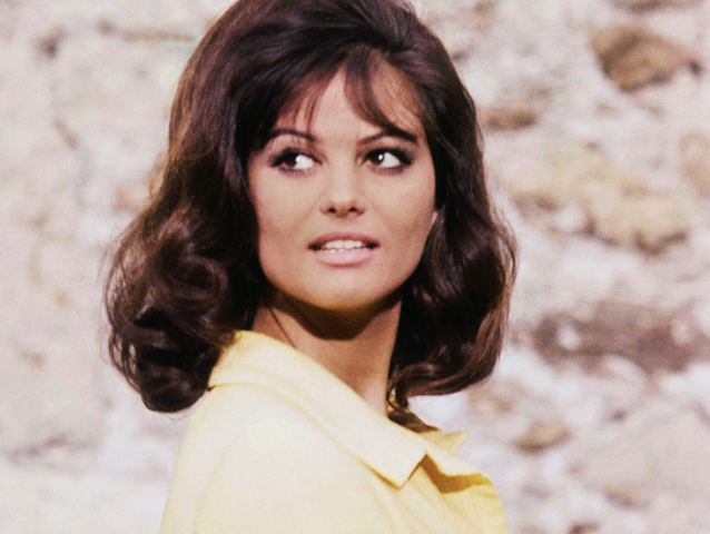 Herečka Claudia Cardinale na zábere z roku 1965. 