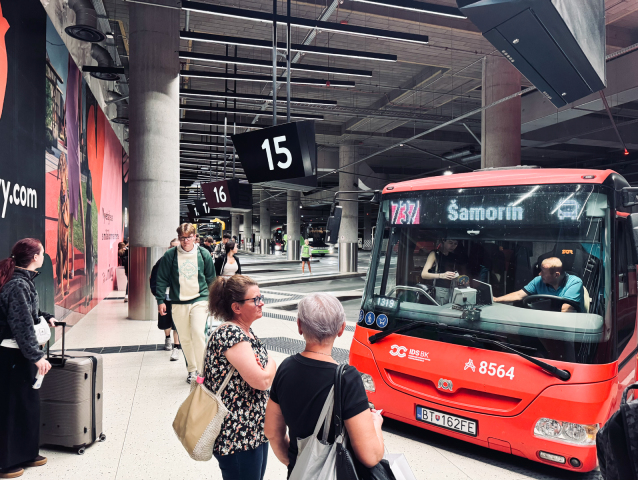 autobusova stanica nivy