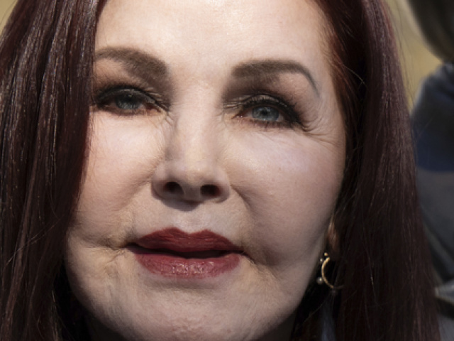 Priscilla Presley