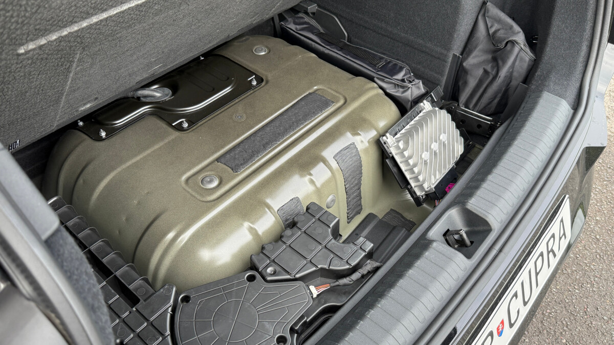 Cupra Terramar PHEV (2025)