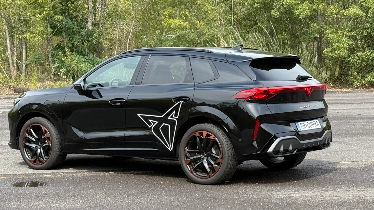 Cupra Terramar PHEV (2025)