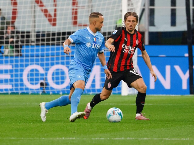 Stanislav Lobotka Luka Modrič