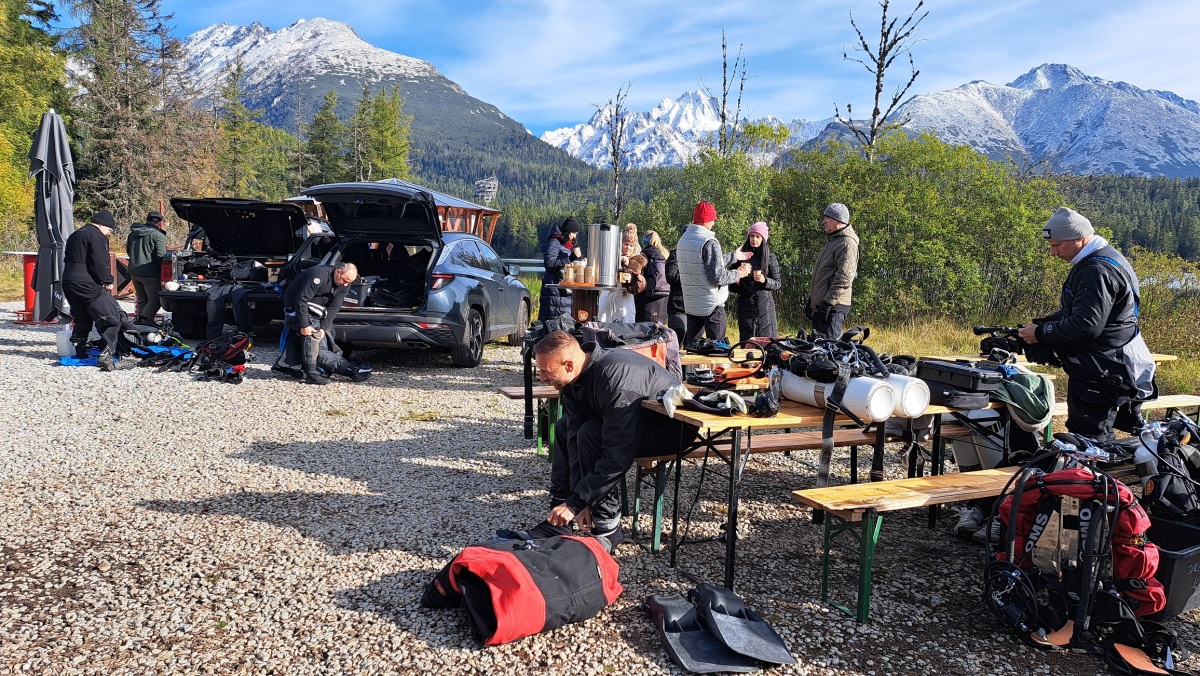 Čistenie / Potápači / Štrbské pleso /